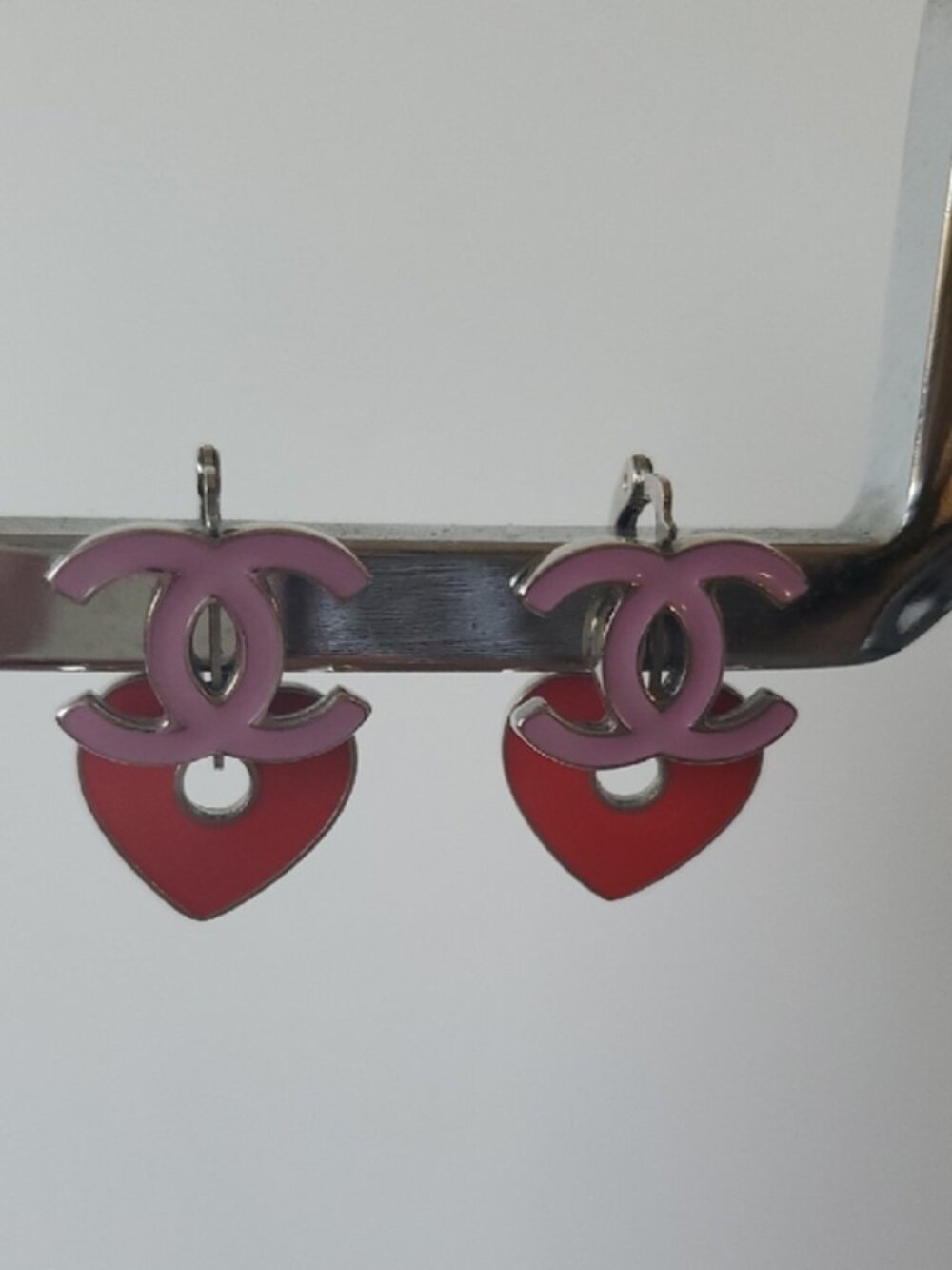 Chanel  Coco Mark Heart Swing Earrings 2way Red Pink